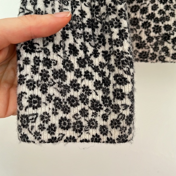 Madewell Black/Cream Floral Sweater Size XS - Picture 4 of 6